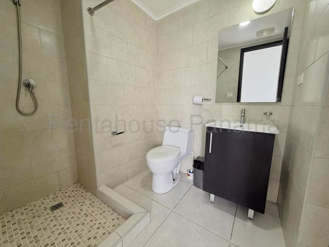 Alquiler de Apartamento en Avenida Balboa Ph Bay View KF