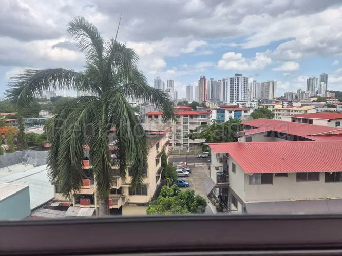 Venta de Apartamento en Parque Lefevre Ph Ph Sorrento KF
