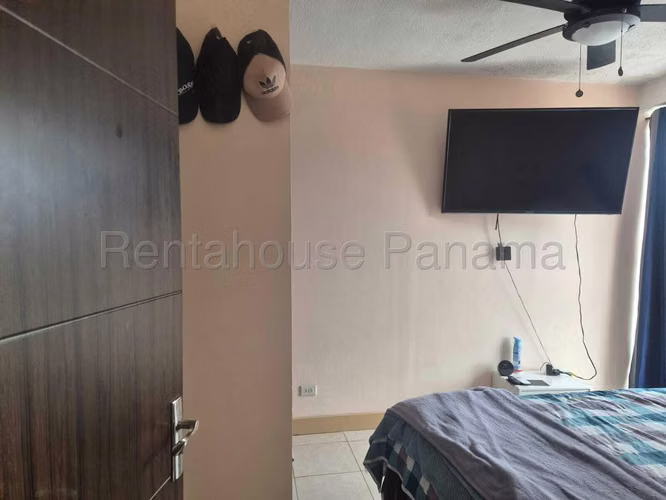 Venta de Apartamento en Parque Lefevre Ph Ph Sorrento KF