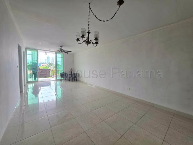 Venta de Apartamento en Betania Ph Plaza KF