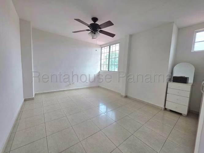 Venta de Apartamento en Betania Ph Plaza KF
