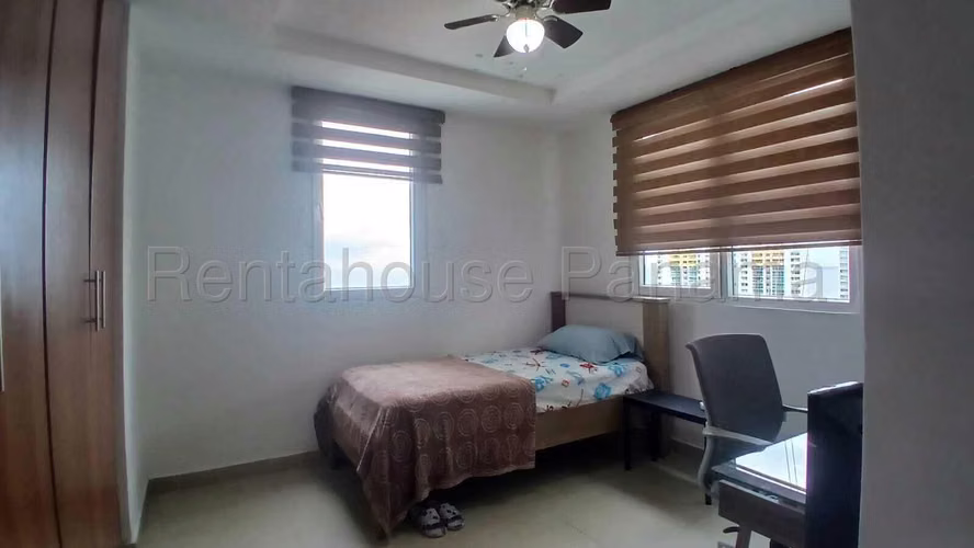 RR VENTA DE APARTAMENTO EN SAN FRANCISCO PH MANDARIN BAY