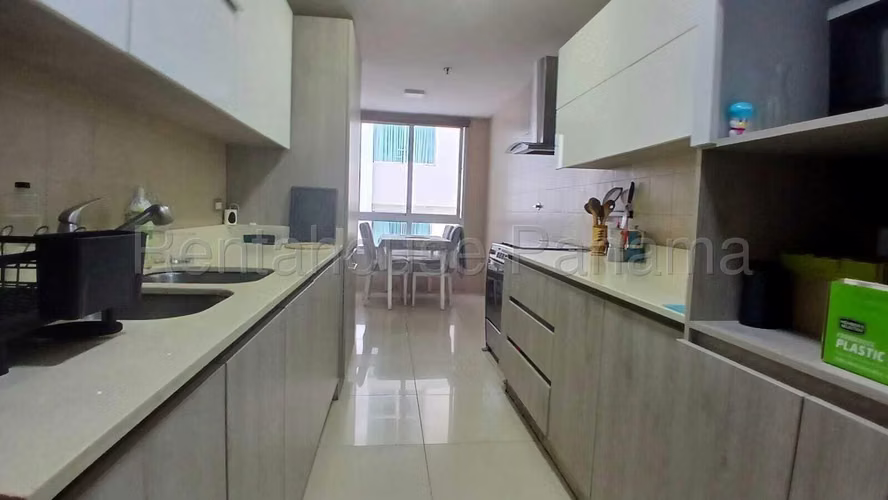 RR VENTA DE APARTAMENTO EN SAN FRANCISCO PH MANDARIN BAY