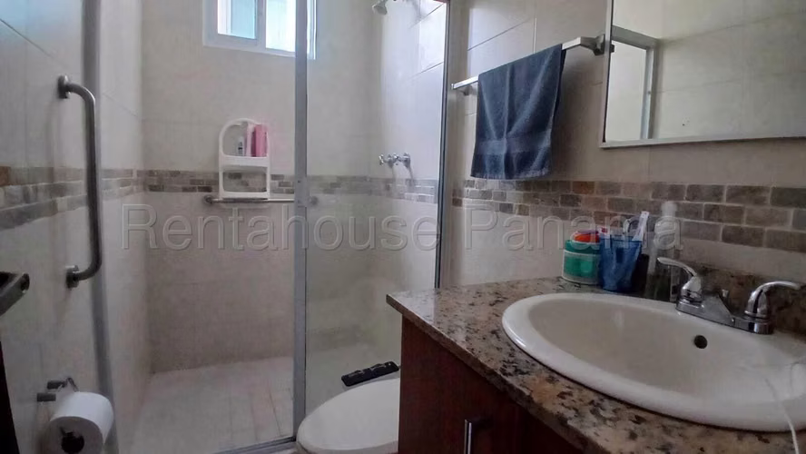 RR VENTA DE APARTAMENTO EN SAN FRANCISCO PH MANDARIN BAY
