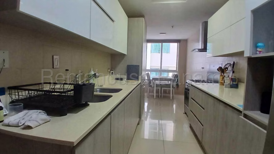 RR VENTA DE APARTAMENTO EN SAN FRANCISCO PH MANDARIN BAY