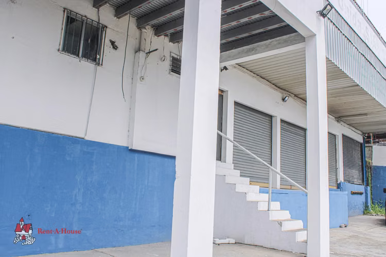 Venta de Galera en Rio Abajo