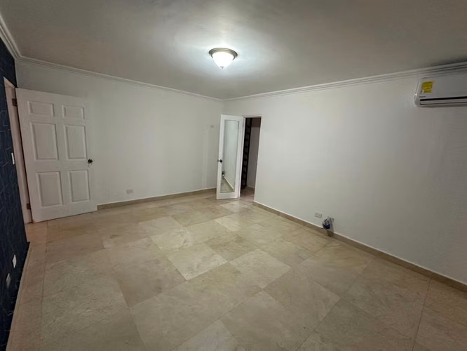 EN ALQUILER – P.H. The Hills Tower Penthouse