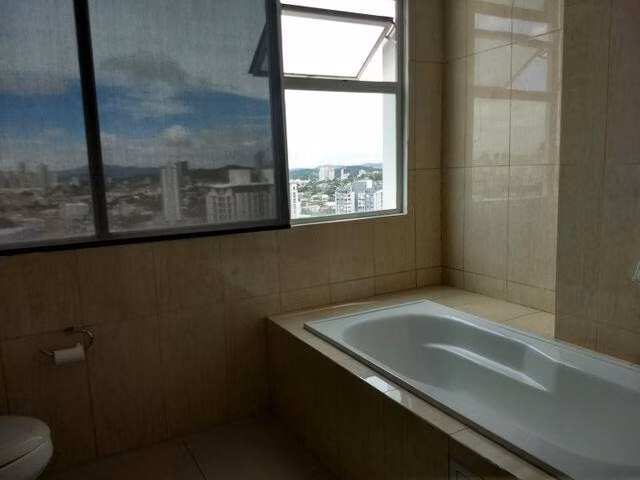 Apartamento en Venta en Hato Pintado. PH HIGHLAND VIEW. 25LDC229