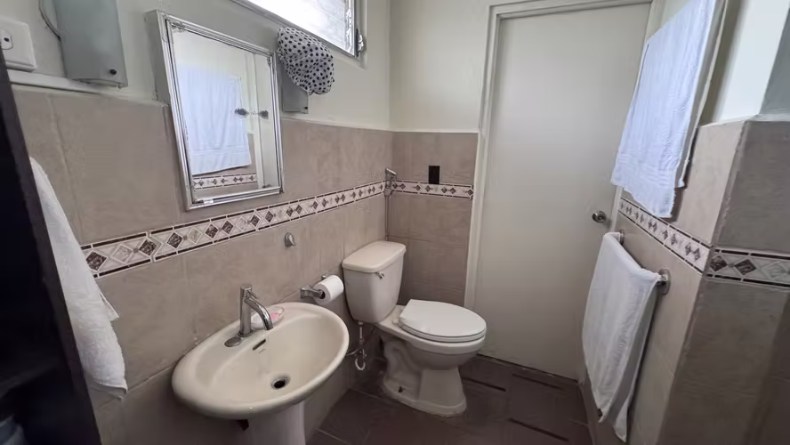 Casa en Venta en Parque Lefevre 27LDC159
