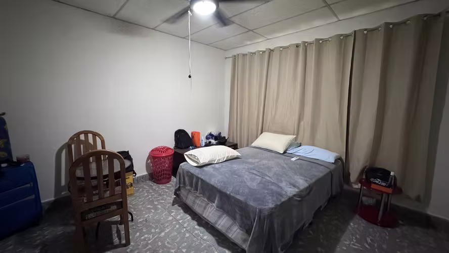 Casa en Venta en Parque Lefevre 27LDC159