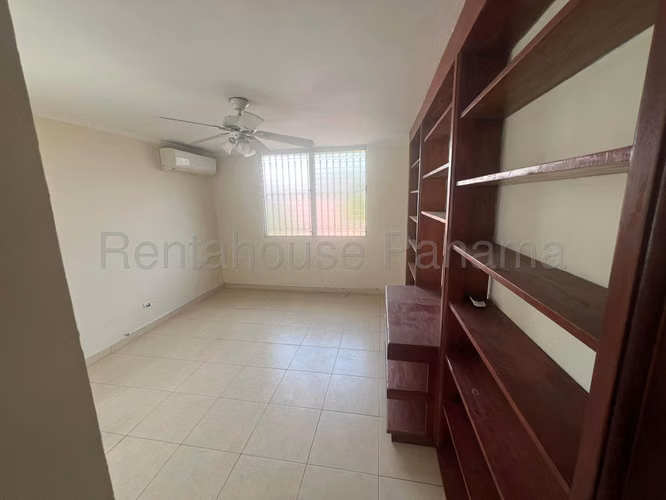 Casa en Venta en Altos del Golf 27LDC849