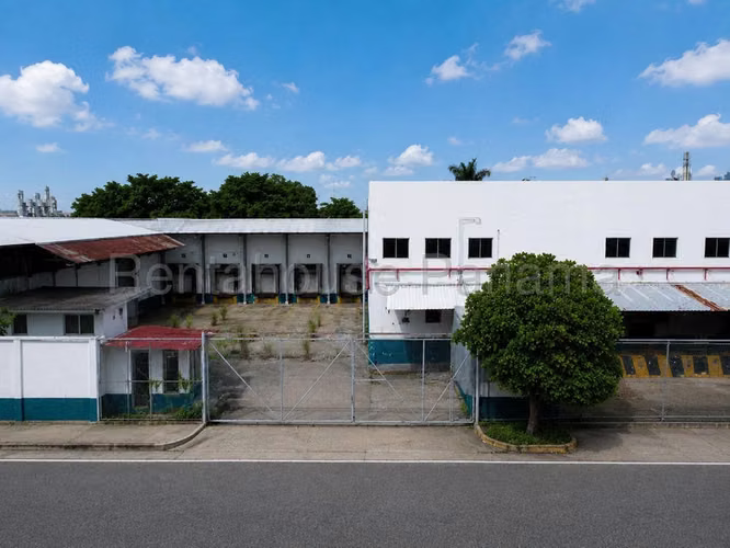 Alquiler de Bodega/Galera 4,725 m² en zona industrial de Juan Díaz