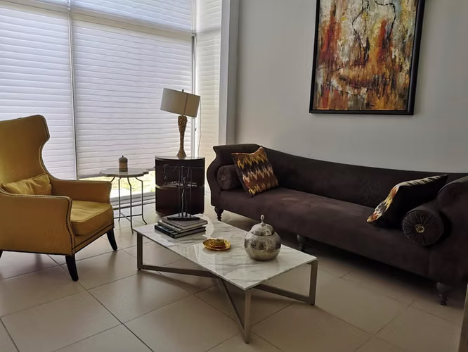 Sale of 273m2 house in Costa Sur Village