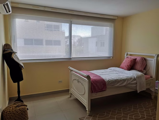 Venta de casa  de 273m2 en Costa Sur Village