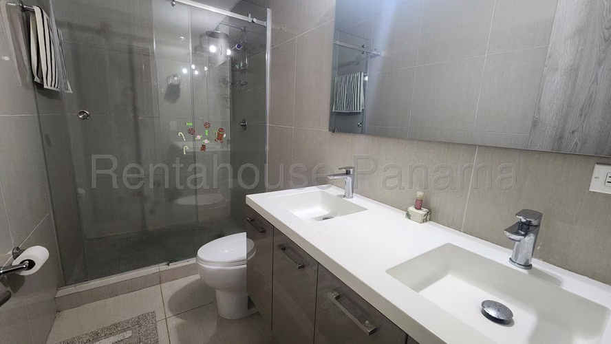 Vendo Apartamento de 100 m² en PH 43 GV, Bellavista 27-377GG