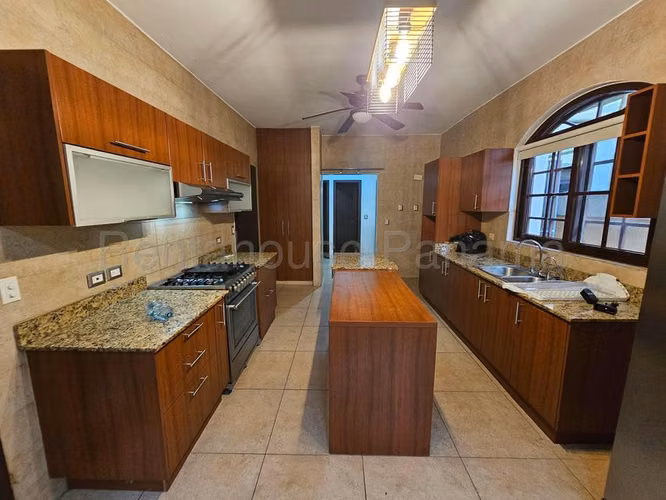 Casa en venta en PH El Doral Costa Sur