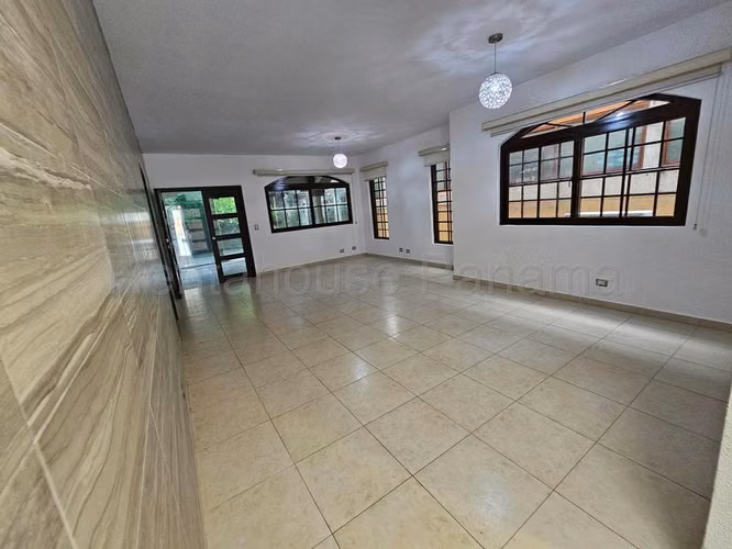 Casa en venta en PH El Doral Costa Sur