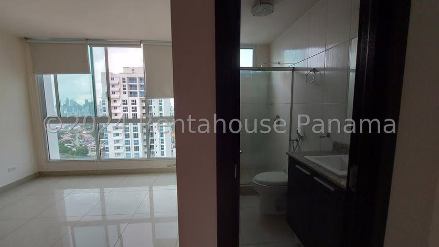 Apartamento en 12 de Octubre - Venta