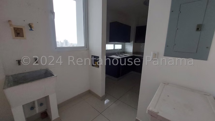 Apartamento en 12 de Octubre - Venta
