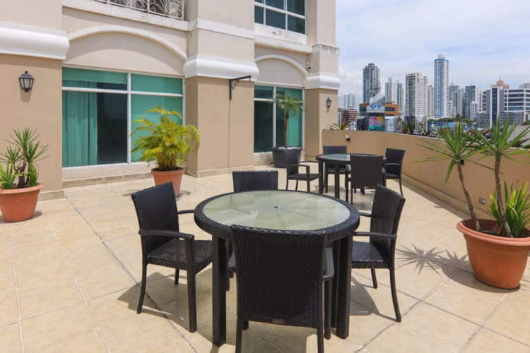 Venta de Apartamento en PH Emporium Tower - San Francisco. Haga Una Oferta - Imagen 4