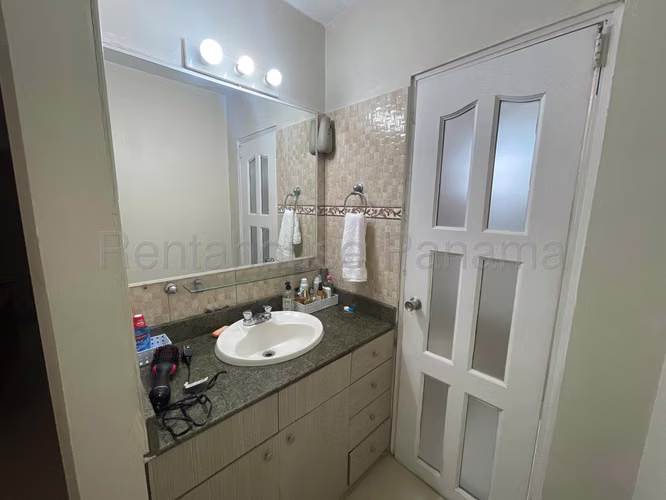 Venta de Casa en Pueblo Nuevo 12 de Octubre Solo Cliente Directo MC