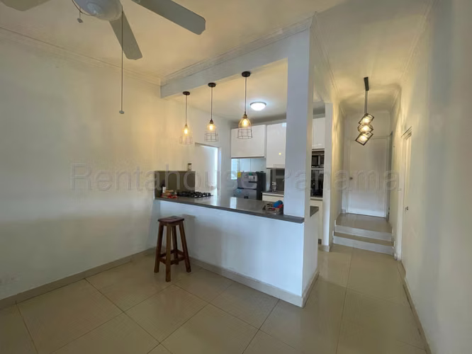 Venta de Casa en Pueblo Nuevo 12 de Octubre Solo Cliente Directo MC