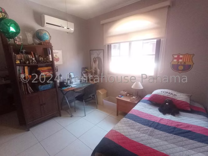 Casa de 361m2 en venta en Costa Sur PH El Doral