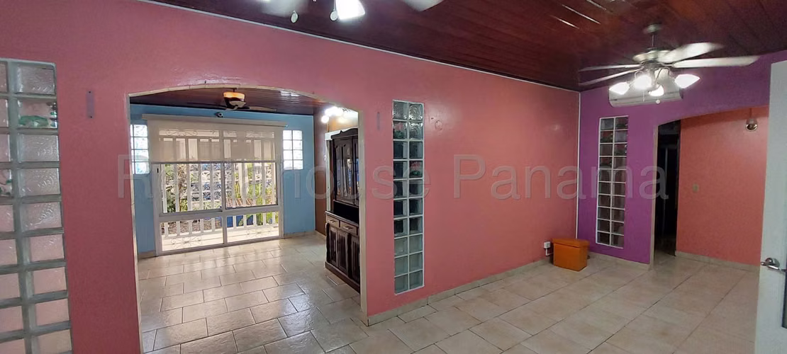 VENTA CASA EN PARQUE LEFEVRE 26ML4766