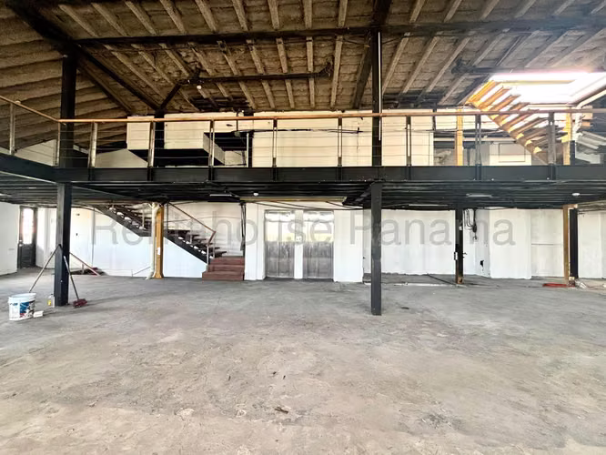 Rental of Office in Old Town Local El Terraplen NS