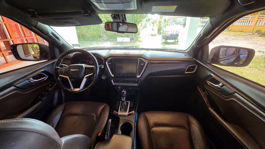 Isuzu Dmax 2022 full extras