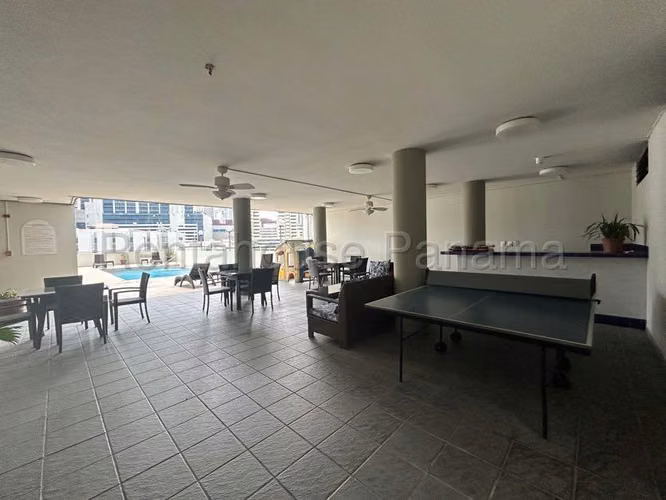 Vendo Apartamento de 217 m² en PH Marsella, Marbella 27-409GG