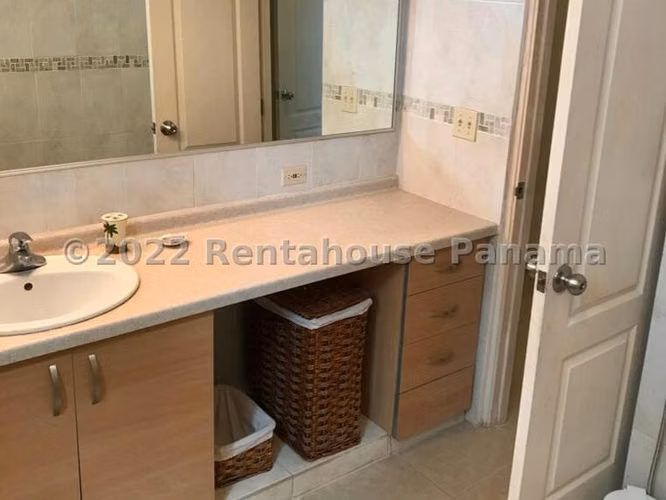 Apartamento en Playa Blanca - Venta