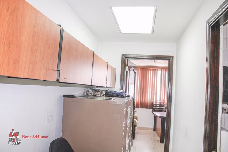 Galera de dos niveles en venta en Río Abajo