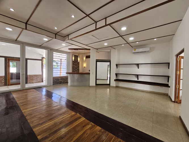 Casa de Concepto Abierto en Pedasí Centro, Panama