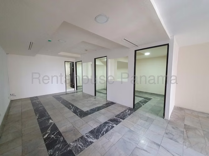 Alquiler de Oficina Comercial en Bellavista I3101GRR - Imagen 4
