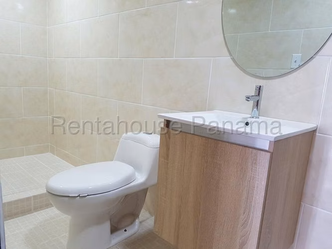 Alquiler de Oficina Comercial en Bellavista I3101GRR - Imagen 10