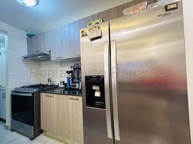 Venta Apartamento en Carrasquilla Coral Towers 26YCG598