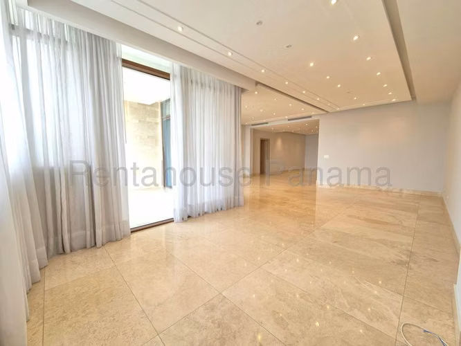 Alquiler de apartamento en Garden Ocean Reef Punta Pacifica