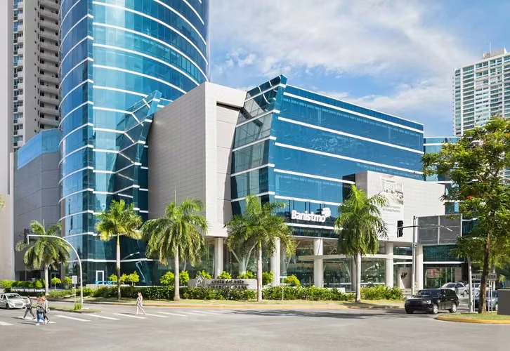 Alquiler Oficina FINANCIAL PARK Costa del Este - 104m² Piso Alto