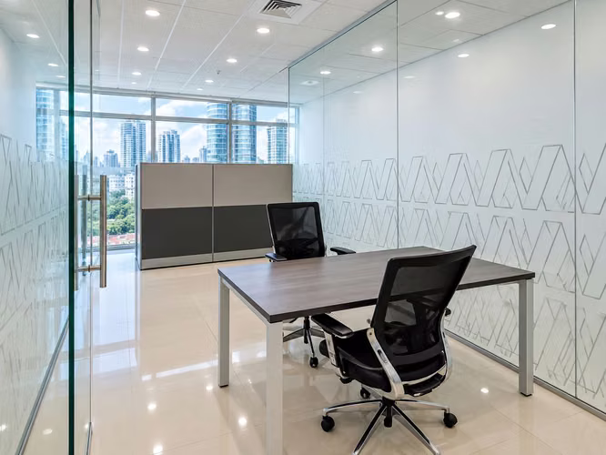 Oficina en Alquiler  Edificio PWC  Obarrio   - Imagen 2