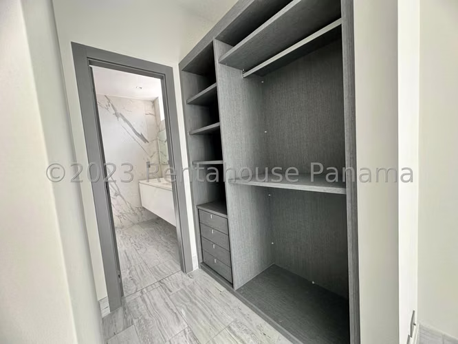 Se Vende Apartamento en Bellavista LA26-5676