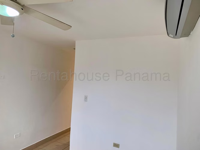 VENTA DE CASA EN CONDADO DEL REY ABS