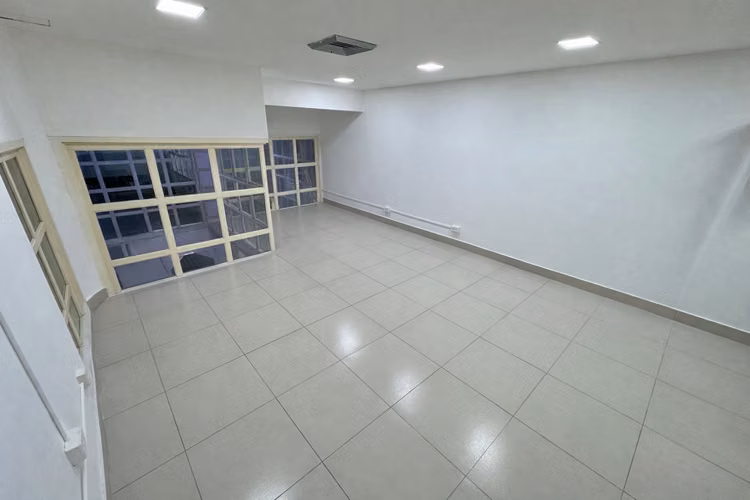 OFICINA AMPLIA 22.7 M2 · AV. BALBOA · PLAZA PAITILLA