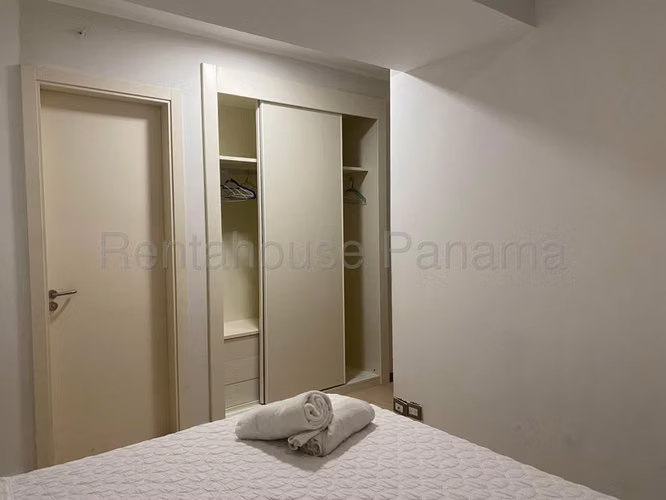 Alquiler de apartamento amoblado en Coco del Mar PH Quartier del Mar