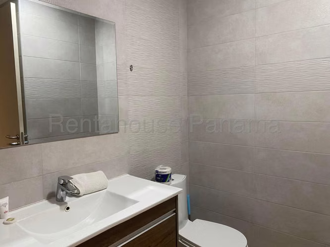 Alquiler de apartamento amoblado en Coco del Mar PH Quartier del Mar