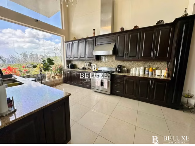 VENTA DE CASA EN ALTOS DE SANTA MARÍA (6)