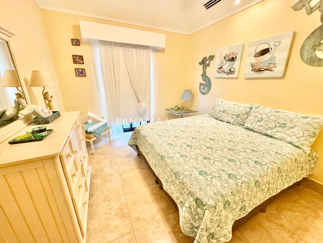 CASA FRENTE AL MAR - BUENAVENTURA