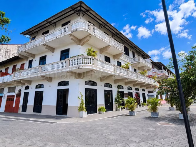 Rental of 465m2 in the Old Town of Panama