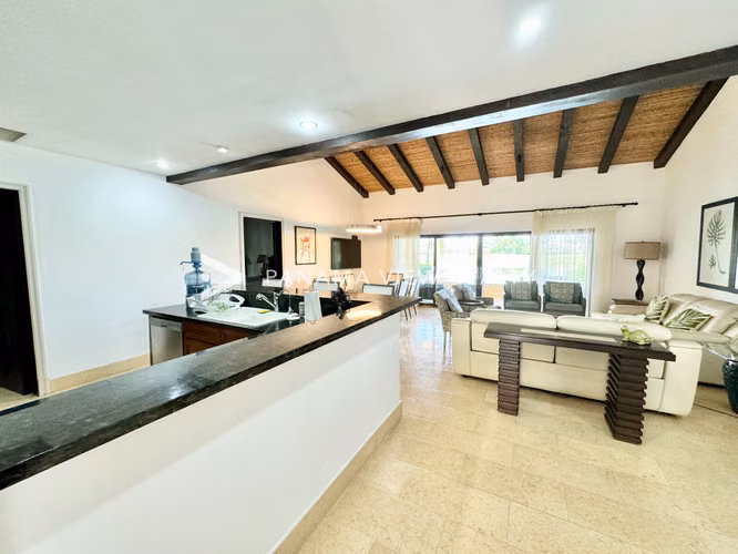 BRISTOL VILLAS - BUENAVENTURA