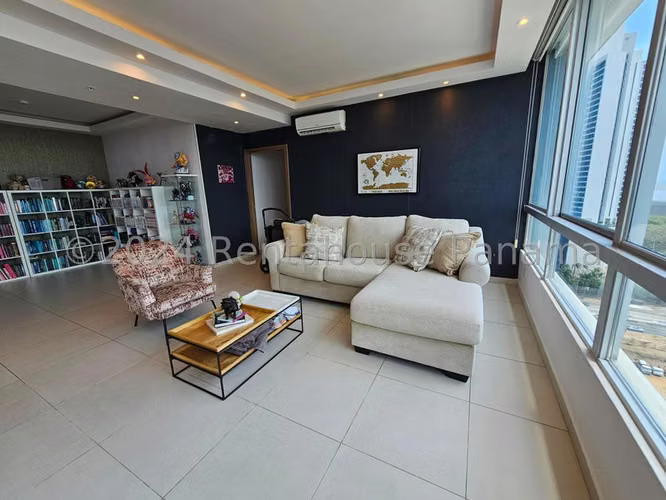 Apartamento en Venta en Costa del Este  JG